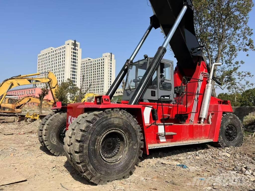 Kalmar DRF 450-60 Konttikurottajat