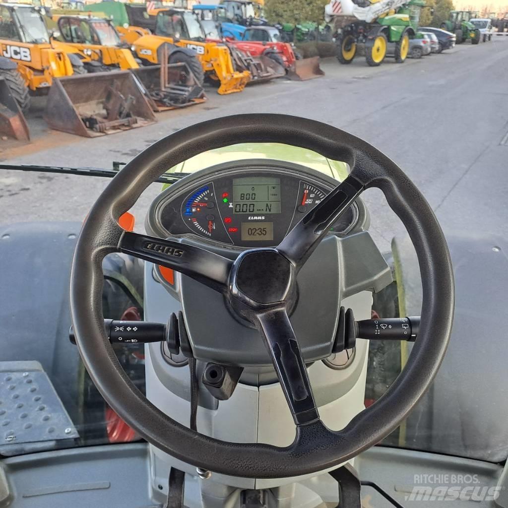CLAAS Axion 830 Traktorit