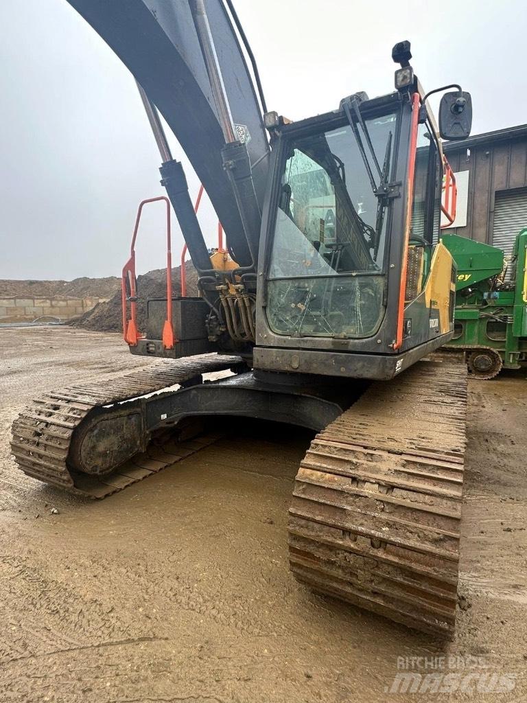 Volvo EC200EL Telakaivukoneet