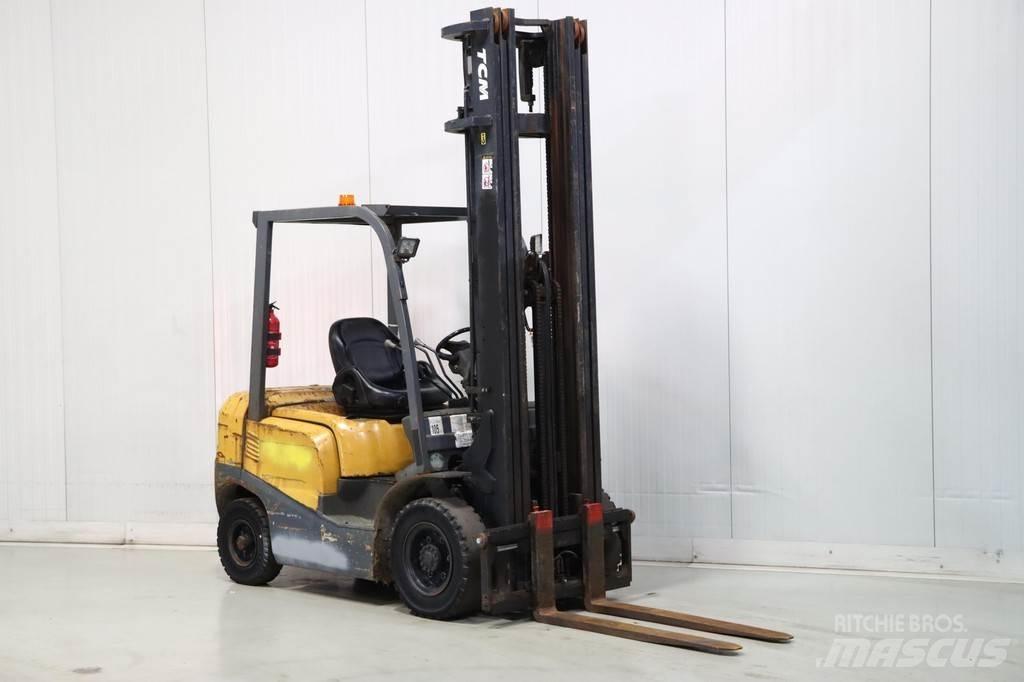 TCM FD25T3 Dieseltrukit