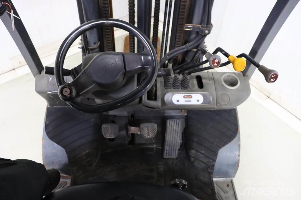 TCM FD25T3 Dieseltrukit