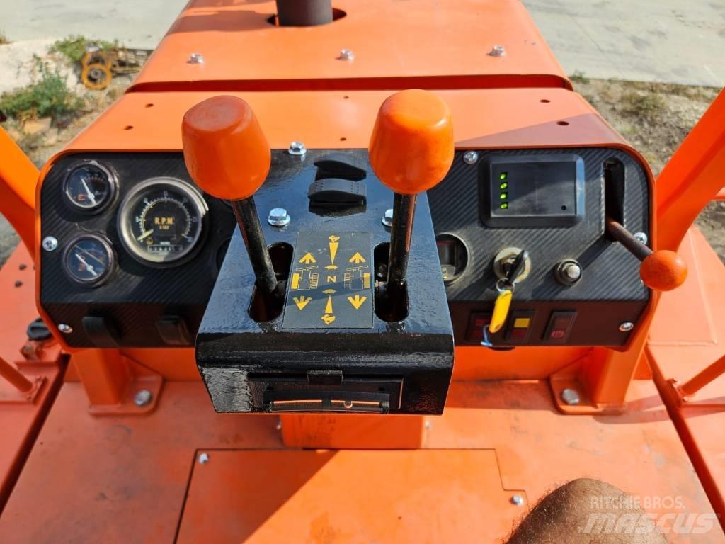 Ditch Witch HT 150 Ketjukaivurit