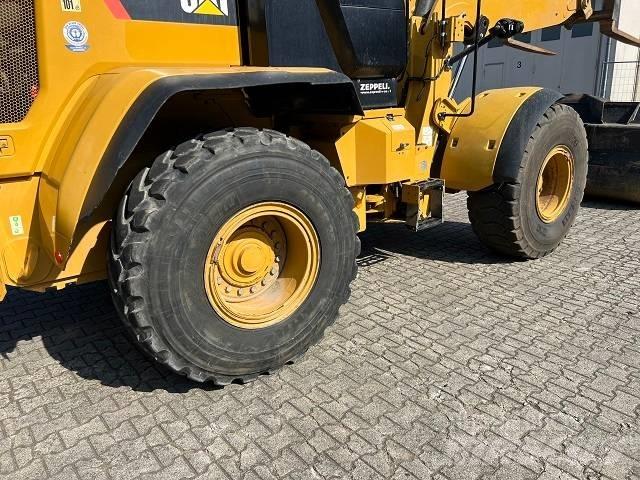 CAT 938 M Pyöräkuormaajat