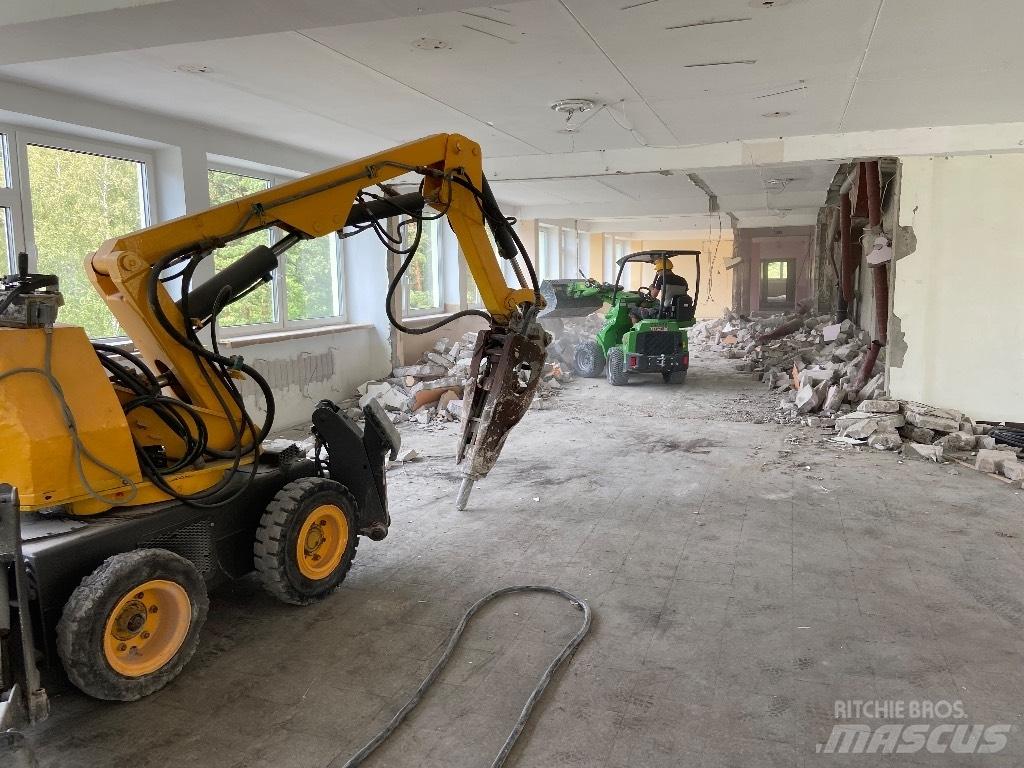 Brokk 250 Purkukoneet