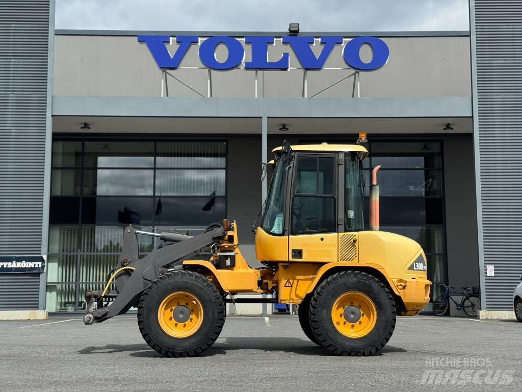 Volvo L 30 B Pyöräkuormaajat