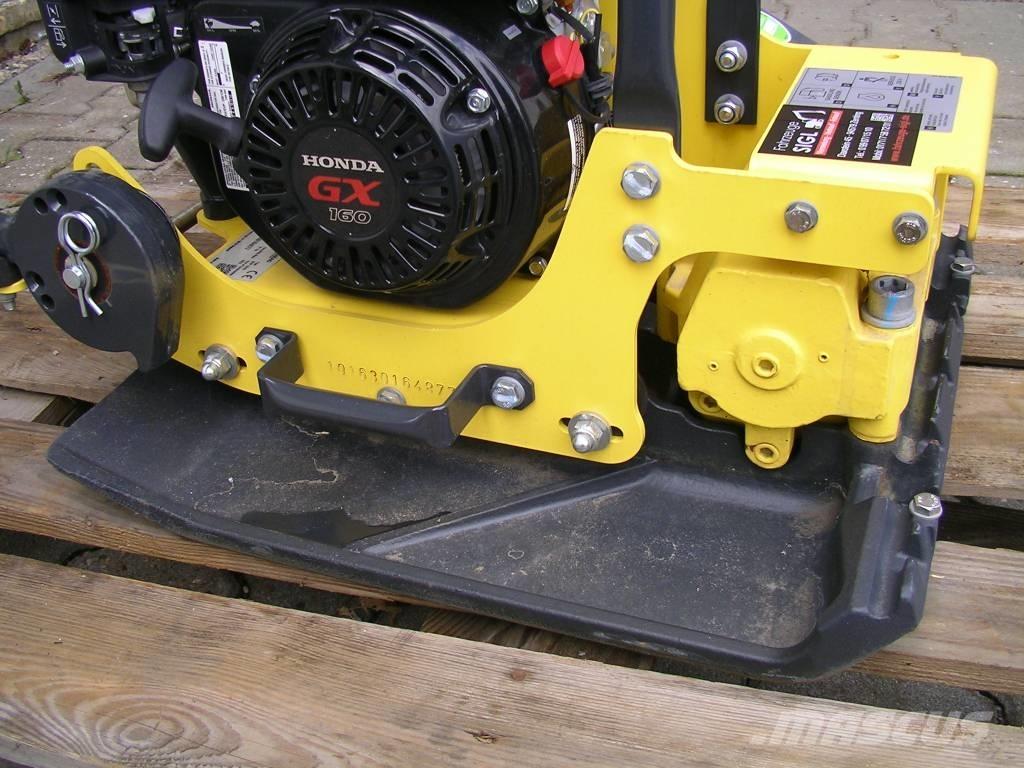 Bomag BVP 18/45 Tärylevyt