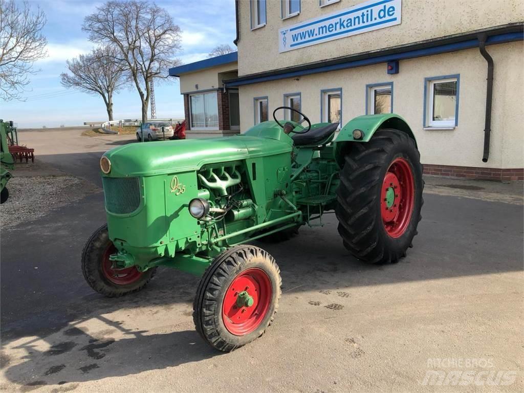 Deutz-Fahr D 55 Traktorit