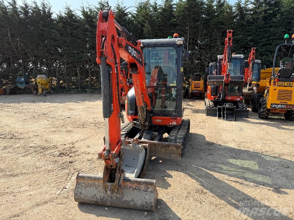 Kubota U 27-4 Minikaivukoneet < 7t