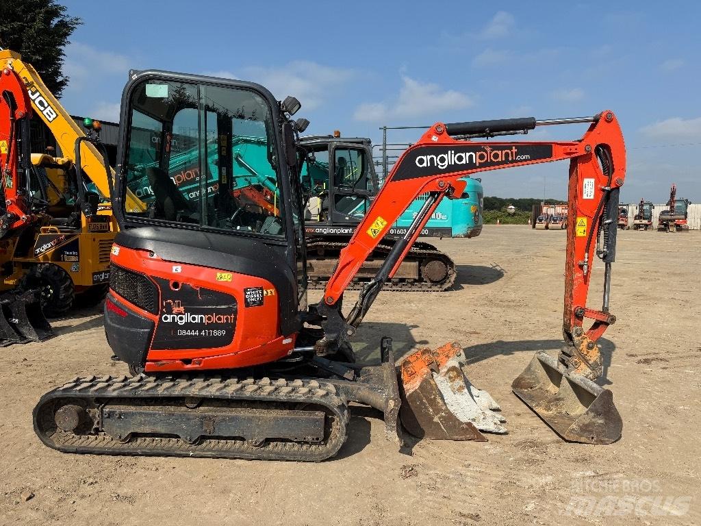 Kubota U 27-4 Minikaivukoneet < 7t