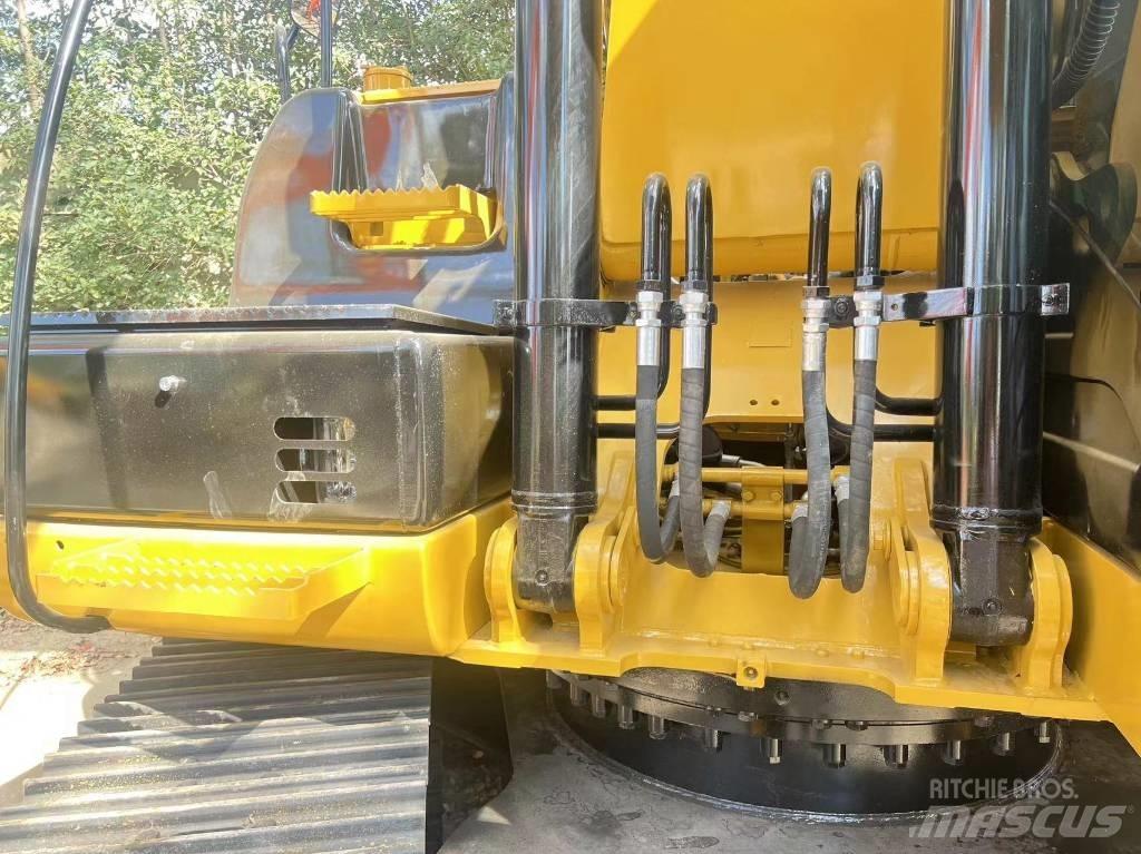 CAT 320 D L Telakaivukoneet