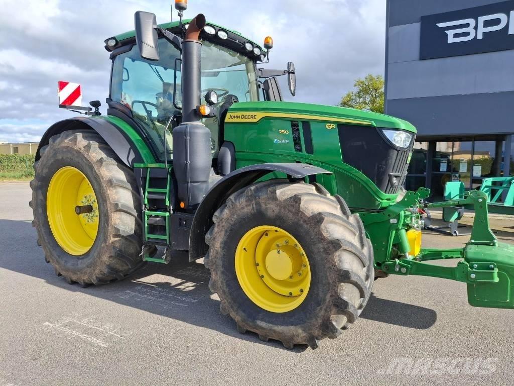 John Deere 6R 250 Traktorit