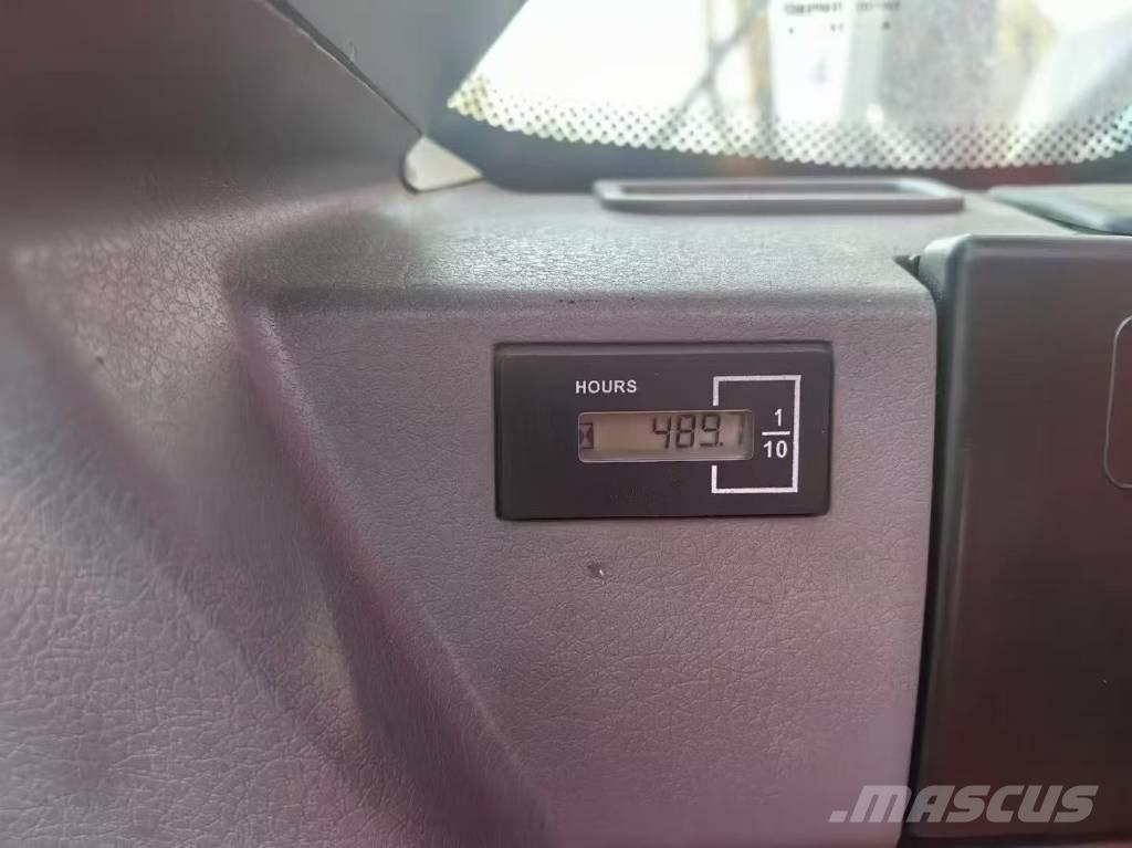 Doosan DX 225 LC Telakaivukoneet