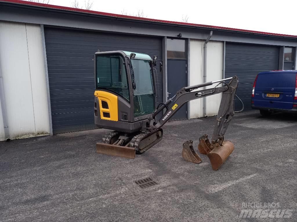 Volvo EC 15 Minikaivukoneet < 7t