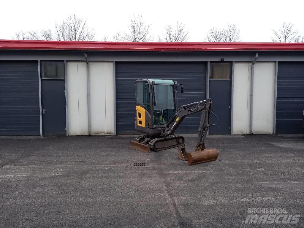 Volvo EC 15 Minikaivukoneet < 7t