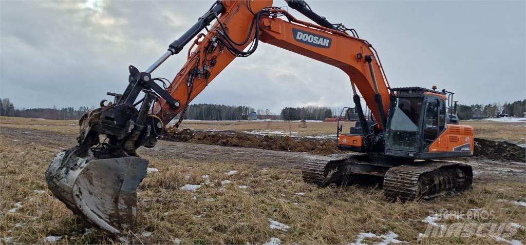 Doosan DX300 LC-5 Telakaivukoneet