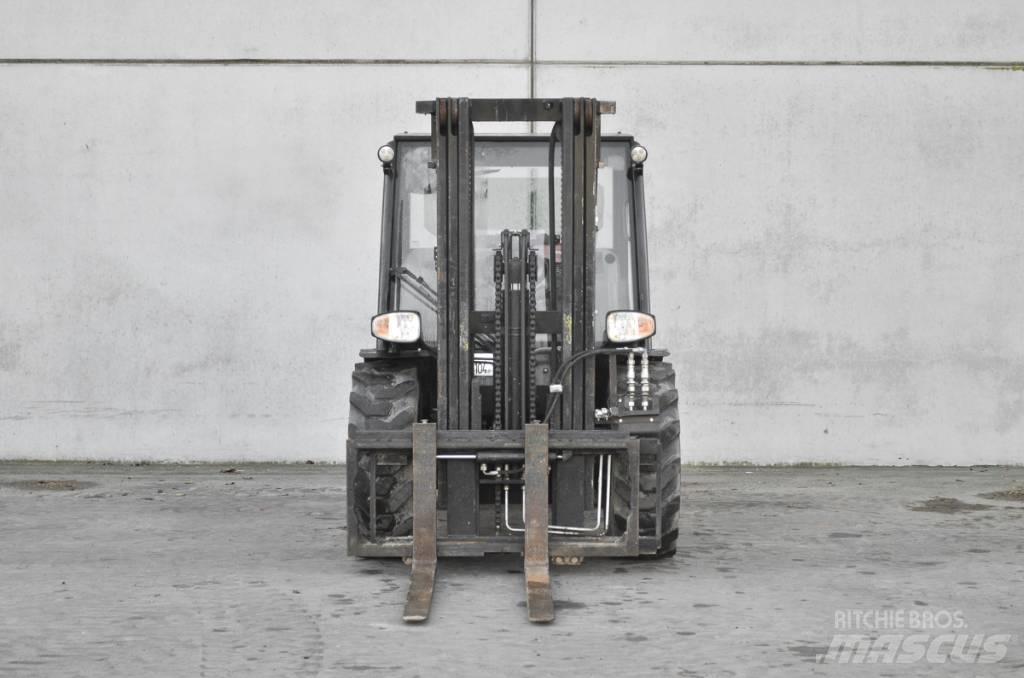 Manitou MC 30-4 Dieseltrukit