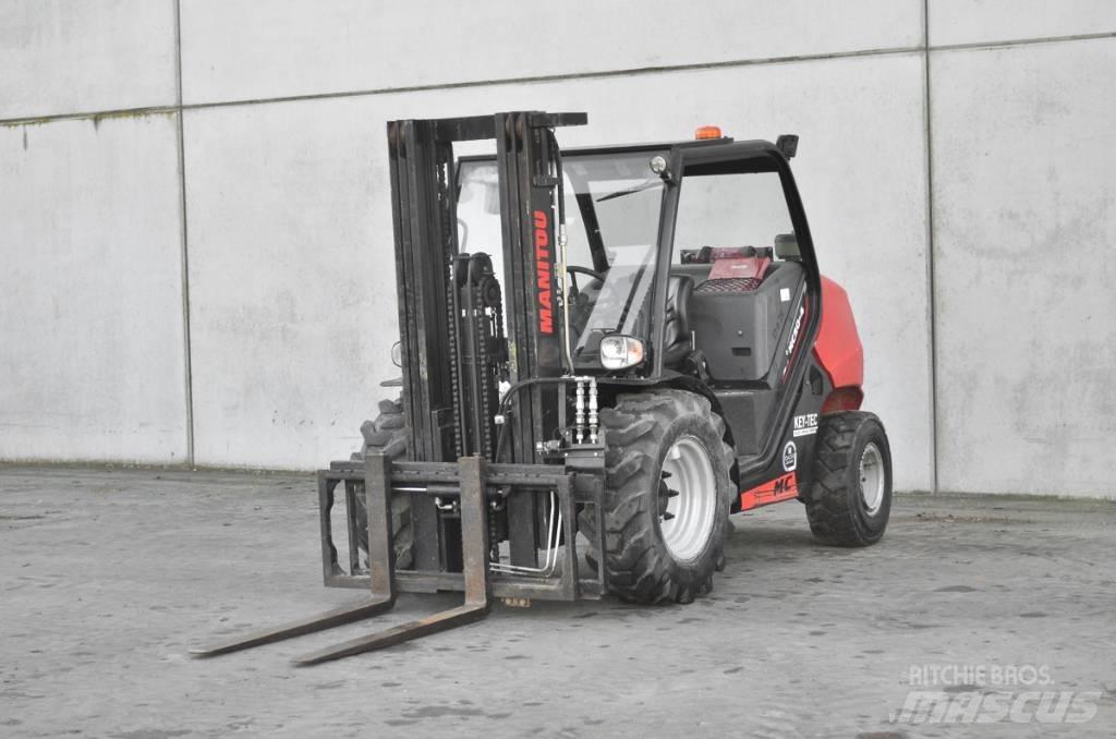 Manitou MC 30-4 Dieseltrukit