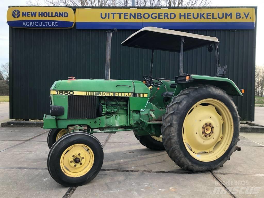 John Deere 1850 Traktorit