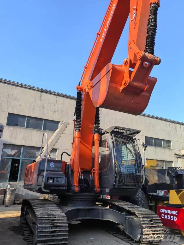 Hitachi ZX 240-3 Telakaivukoneet