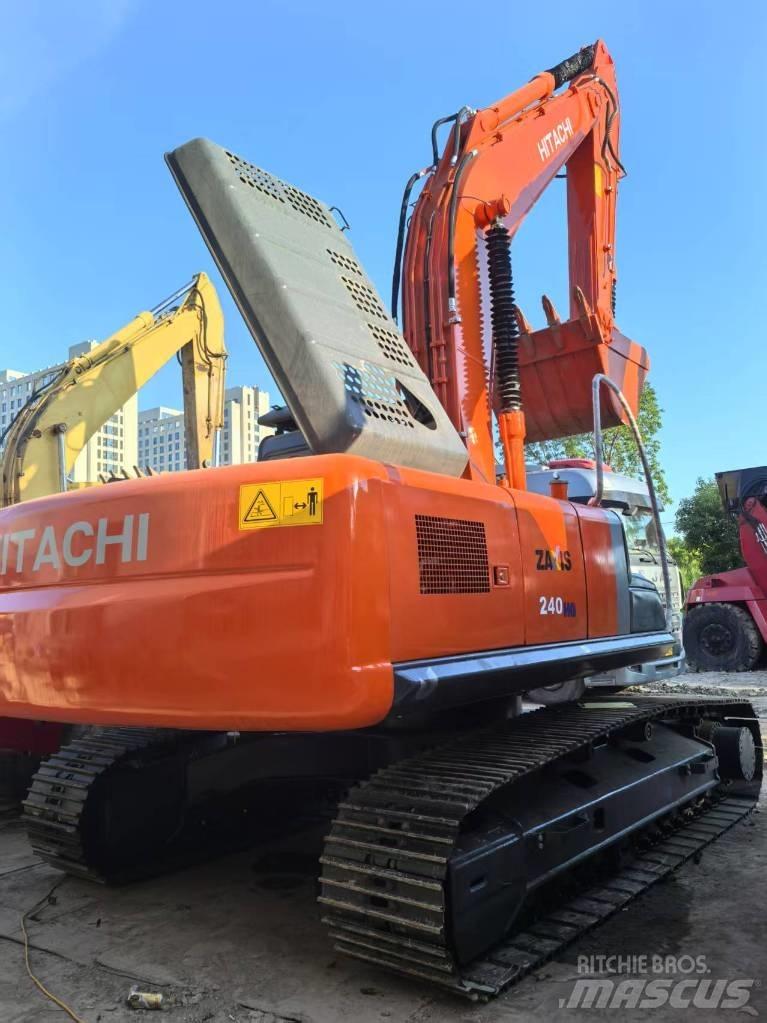 Hitachi ZX 240-3 Telakaivukoneet