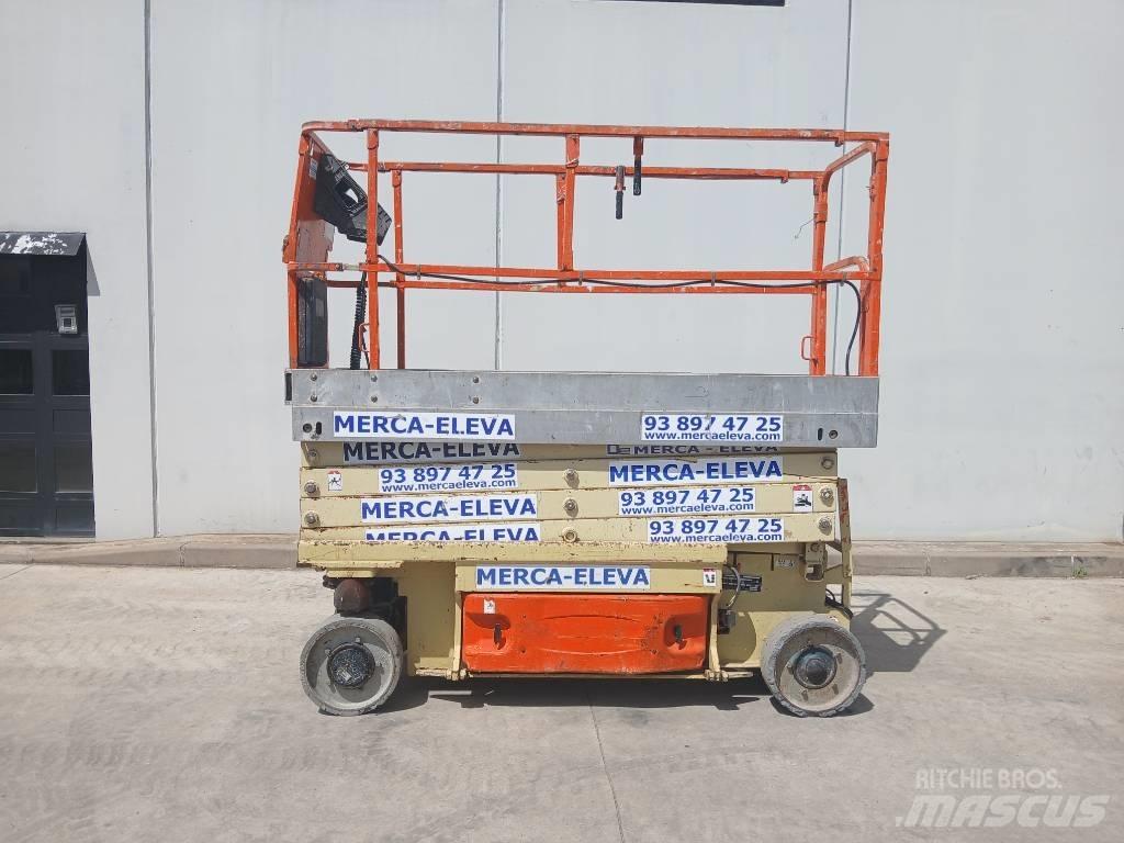 JLG 2630 ES Saksilavat