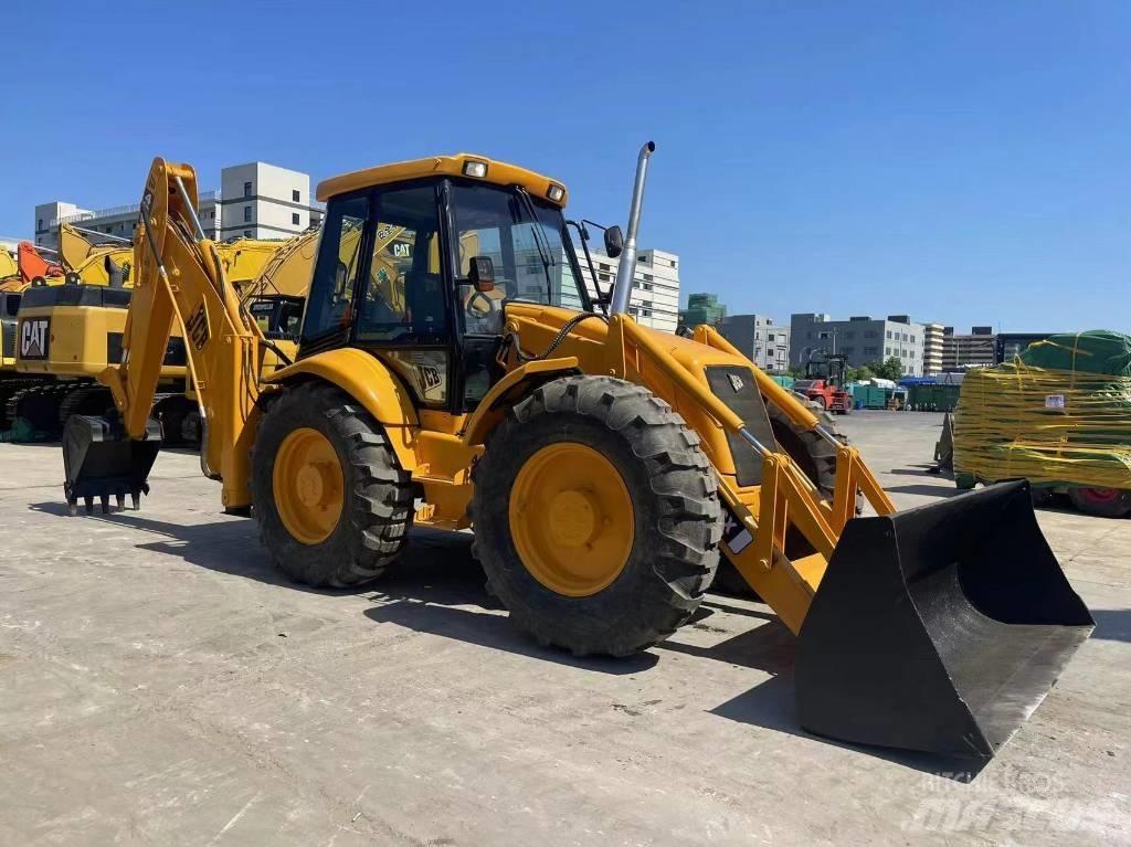 JCB 4 CX Kaivurikuormaajat