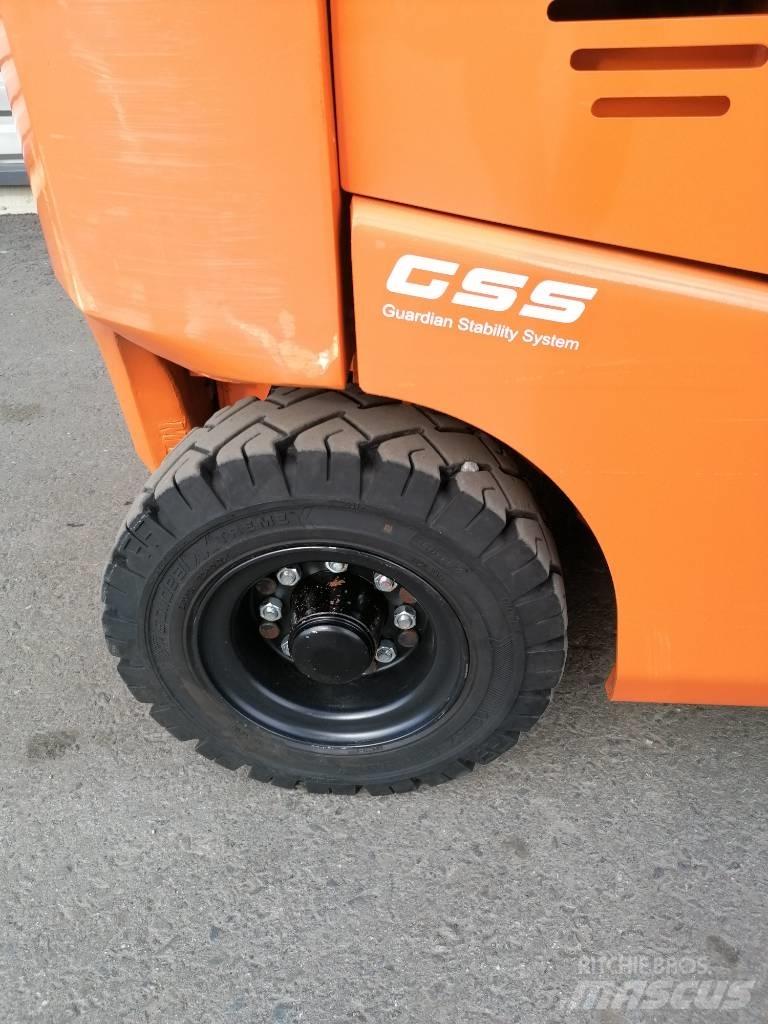 Doosan B 25 NS Sähkötrukit