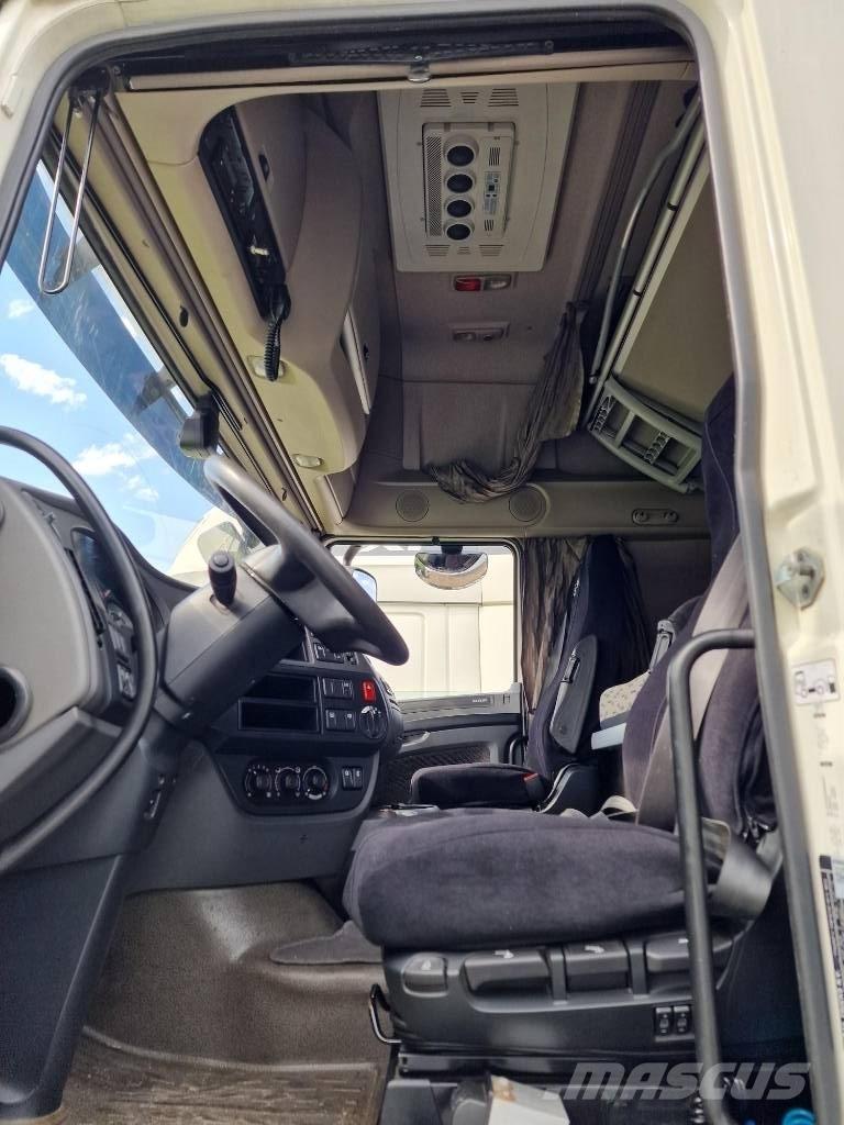 DAF XF 106.460 SSC Vetopöytäautot