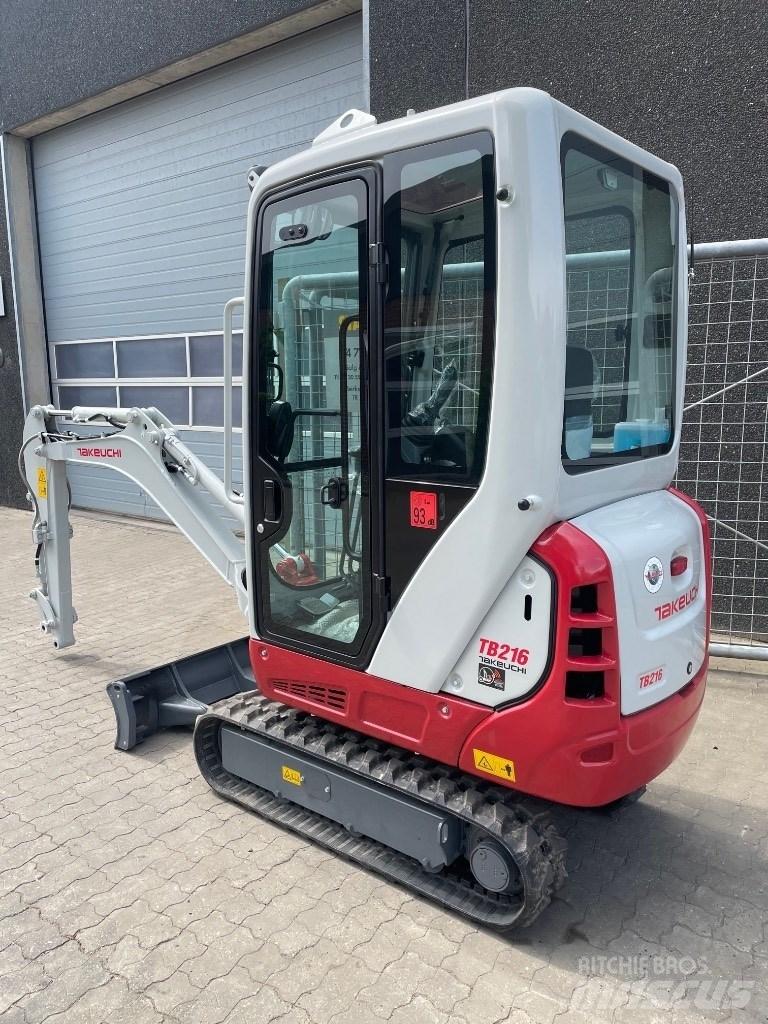 Takeuchi TB216 Minikaivukoneet < 7t