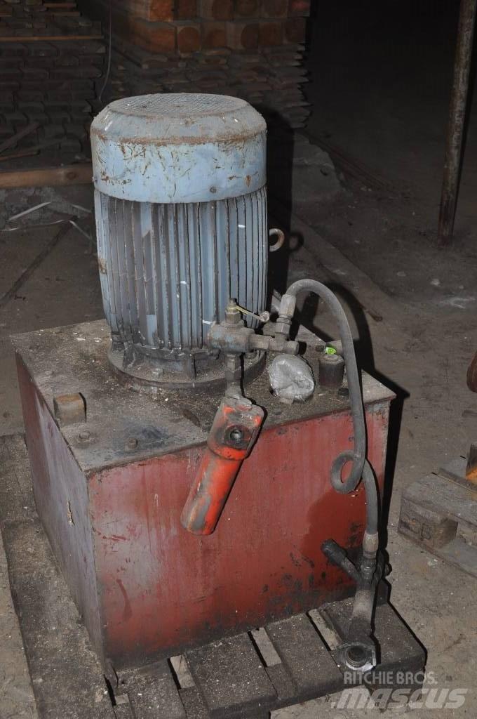  Pompa hydrauliczna Muut metsäkoneet