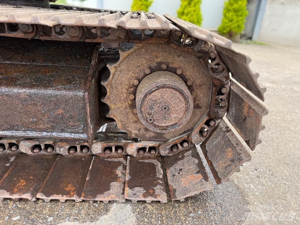 JCB JZ70 Midikaivukoneet 7t - 12t