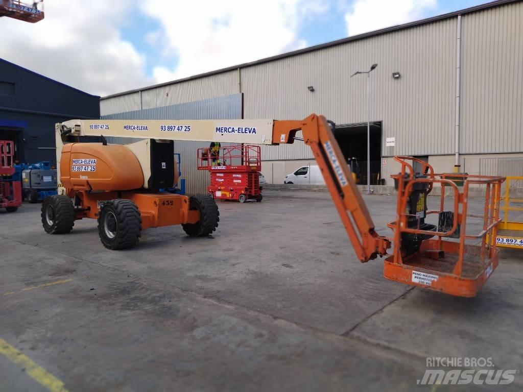 JLG 800 AJ Kuukulkijat