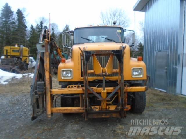 International 5500 i Lumiaurat