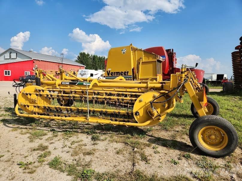 Vermeer R2300 Pöyhimet ja haravat