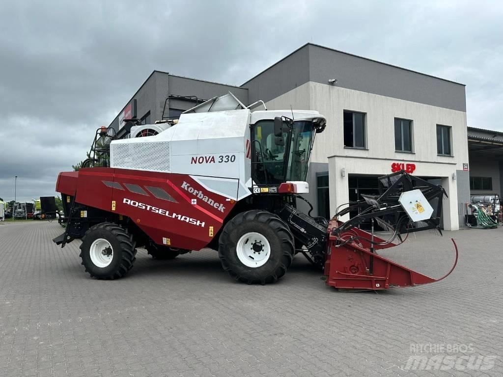 Rostselmash Nova330 Leikkuupuimurit