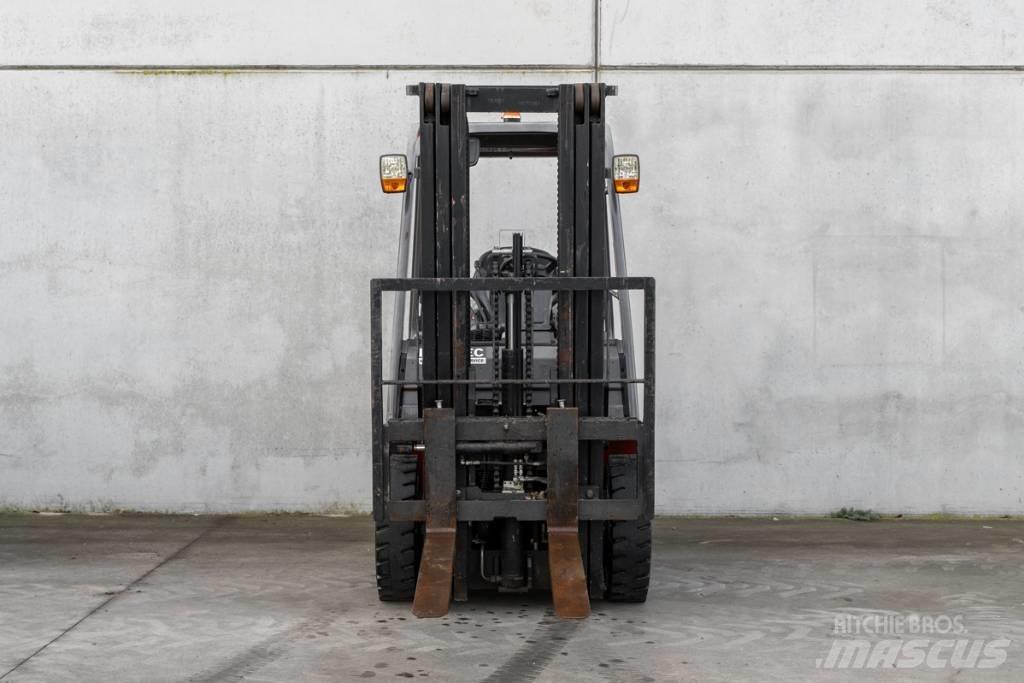 Manitou MI 25 D Dieseltrukit