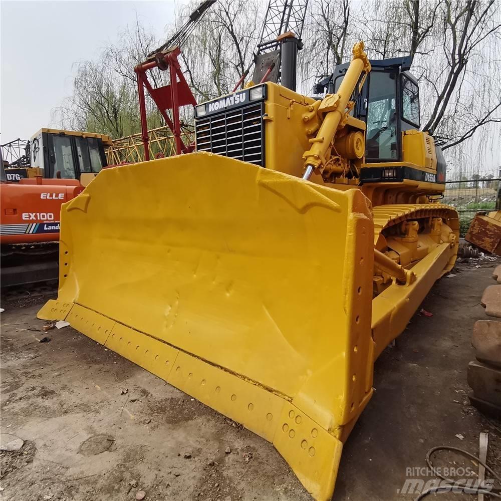 Komatsu d155a-2 Telaketjupuskutraktorit