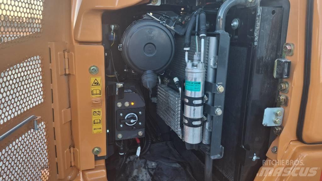 CASE CX 85 D SR Midikaivukoneet 7t - 12t