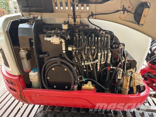 Takeuchi TB 230 Minikaivukoneet < 7t