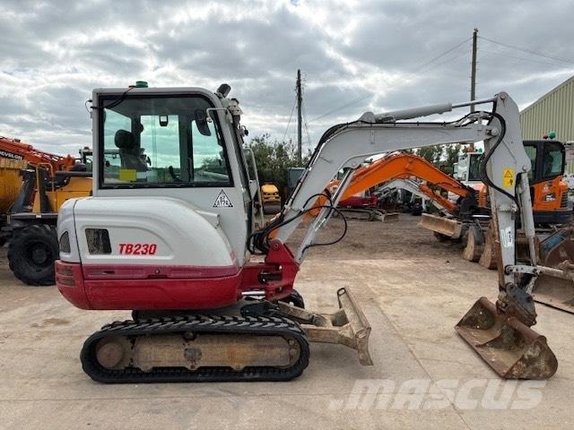 Takeuchi TB 230 Minikaivukoneet < 7t