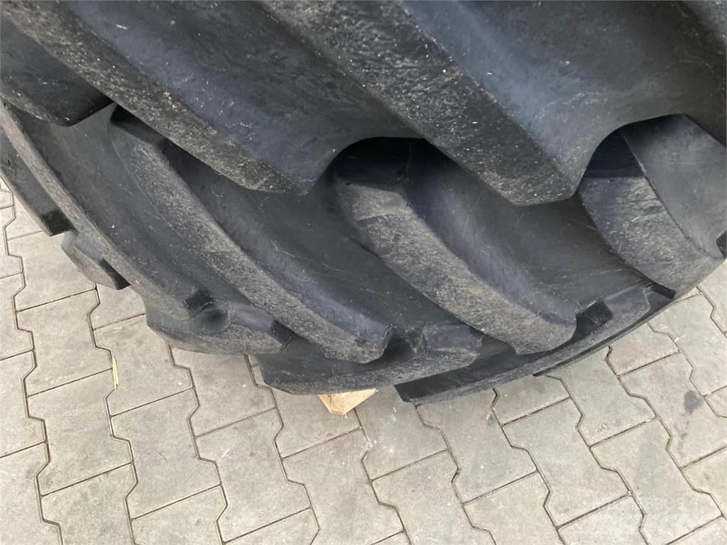Starmaxx 600/70R30 Renkaat ja vanteet