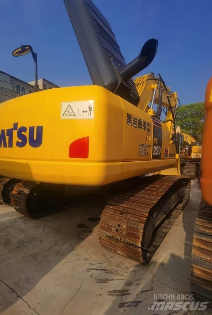 Komatsu PC 220 Telakaivukoneet