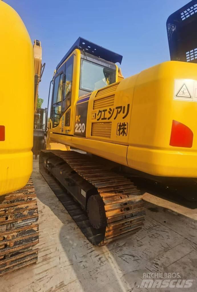 Komatsu PC 220 Telakaivukoneet