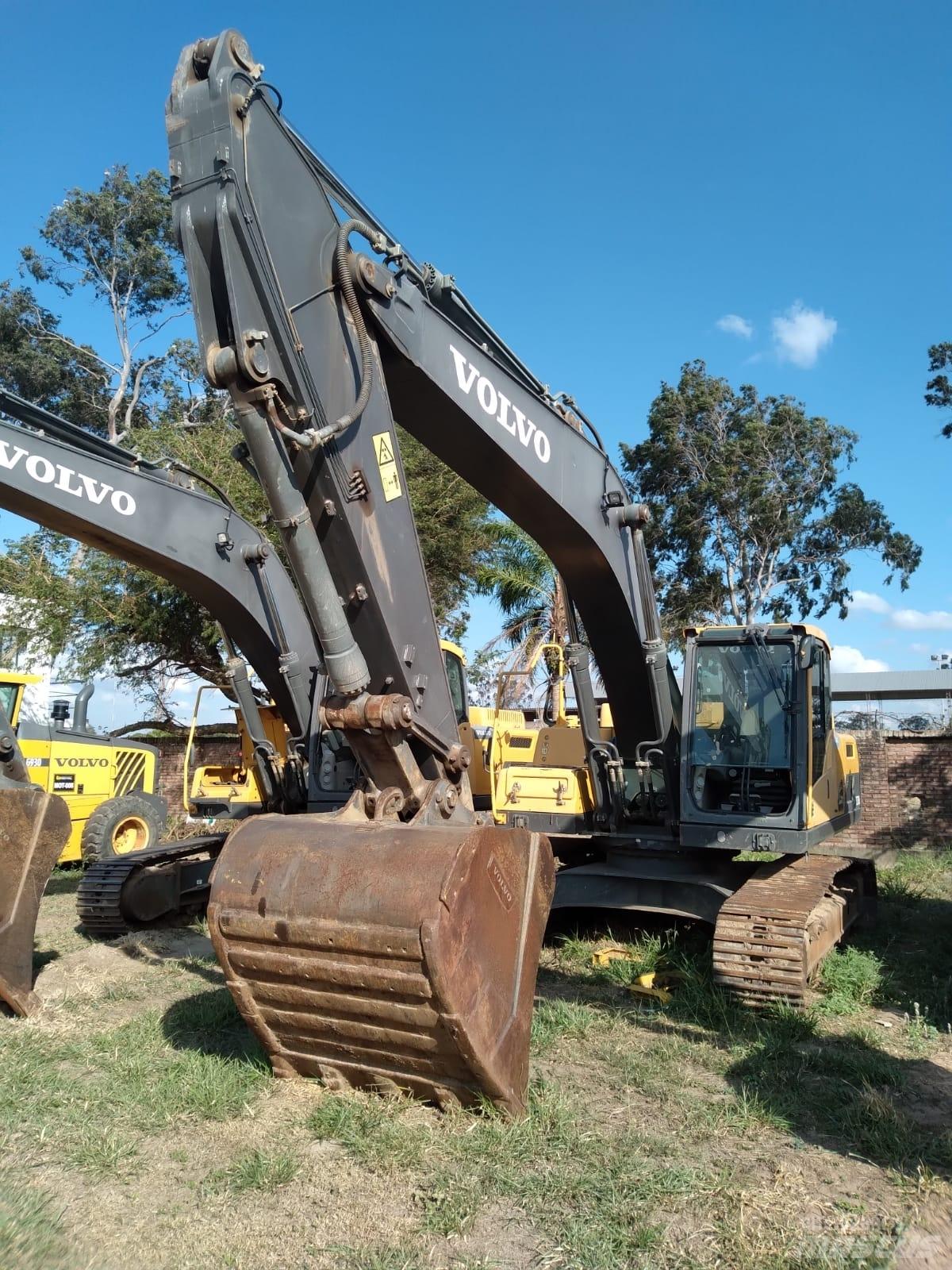 Volvo EC 250 D L Telakaivukoneet