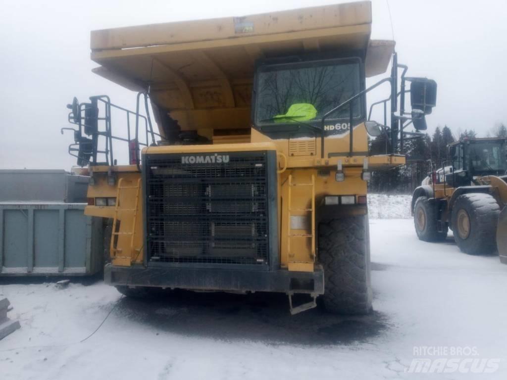 Komatsu HD605-7 Maansiirtoautot