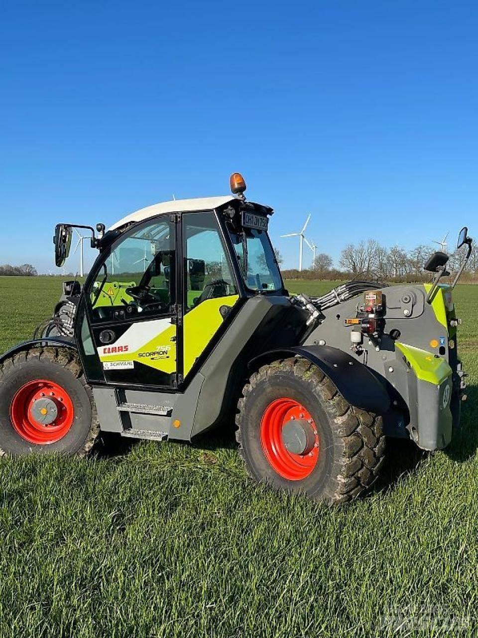 CLAAS SCORPION 756 Teleskooppipuominostimet