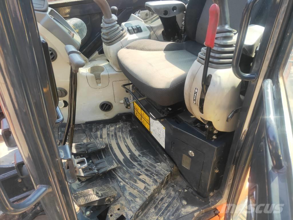 Hitachi ZX55USR-5A Minikaivukoneet < 7t