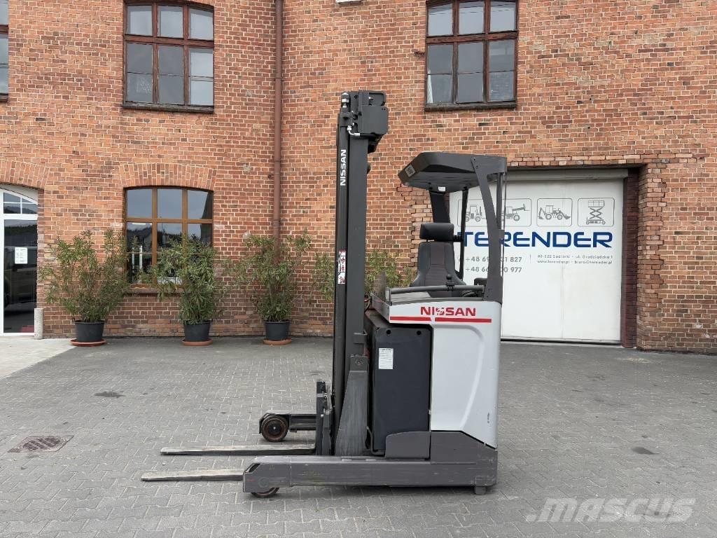 Nissan ULS 120 Työntömastotrukit