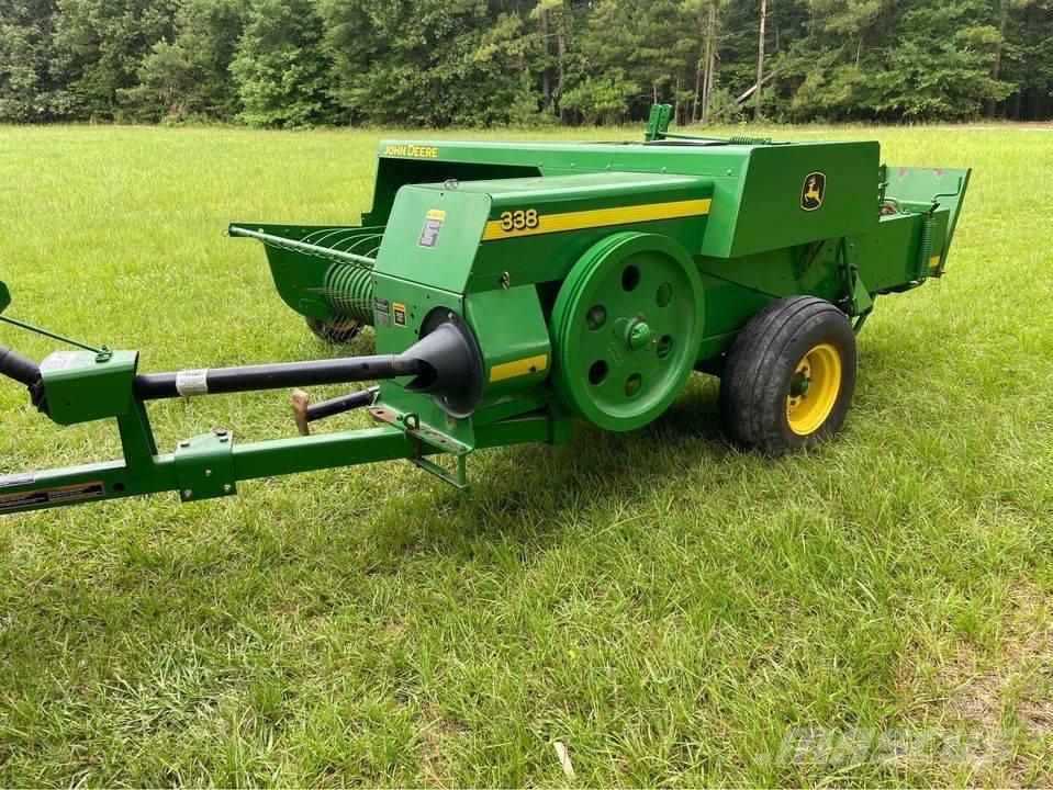 John Deere 338 Baler Kanttipaalaimet