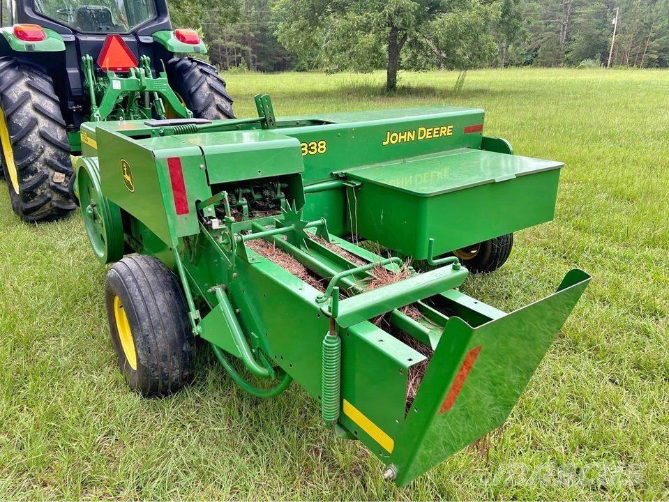 John Deere 338 Baler Kanttipaalaimet